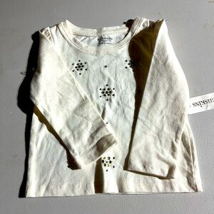 TOUGHSKINS (18) MONTHS CREAM LONG SLEEVE GIRLS TEE WITH GOLD/SILVER JEWELS (NWT)